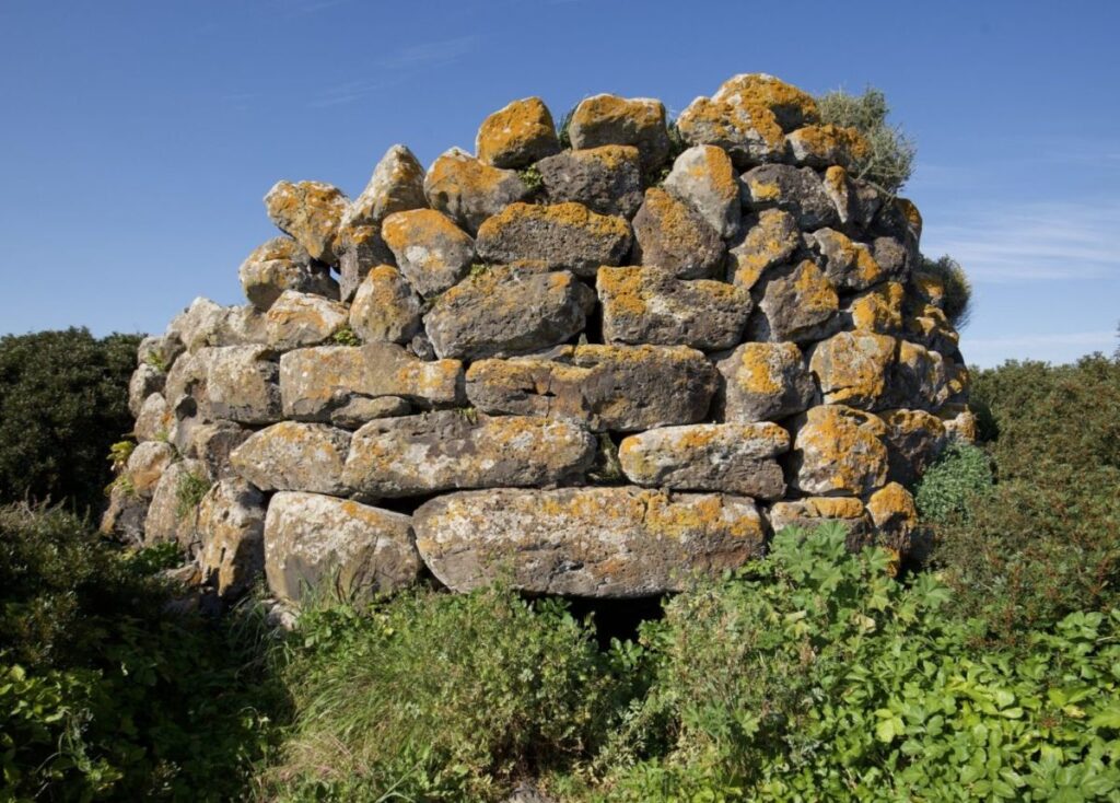 I resti del nuraghe Arrubiu – I resti del nuraghe Arrubiu